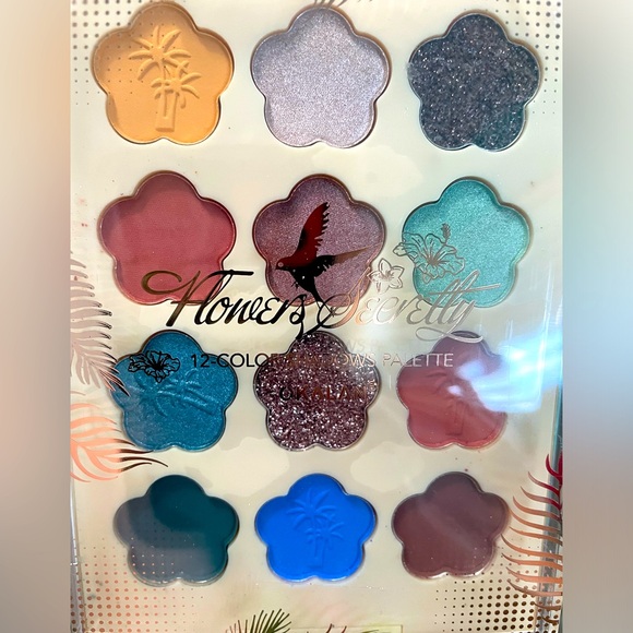 🔥Okalan Flowers Secretly 12 color eyeshadow🔥 - Picture 3 of 3
